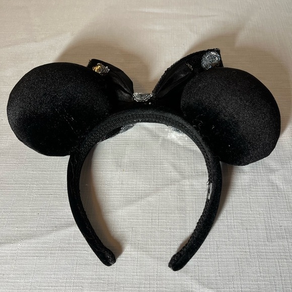 Disney Minnie Mouse Headband Ears. Velour. 
Sparkle. Embroidered - Picture 4 of 4